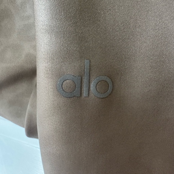 Alo Yoga Airlift High Waist Debossed Leopard Print Legging Gravel XS - Picture 8 of 10